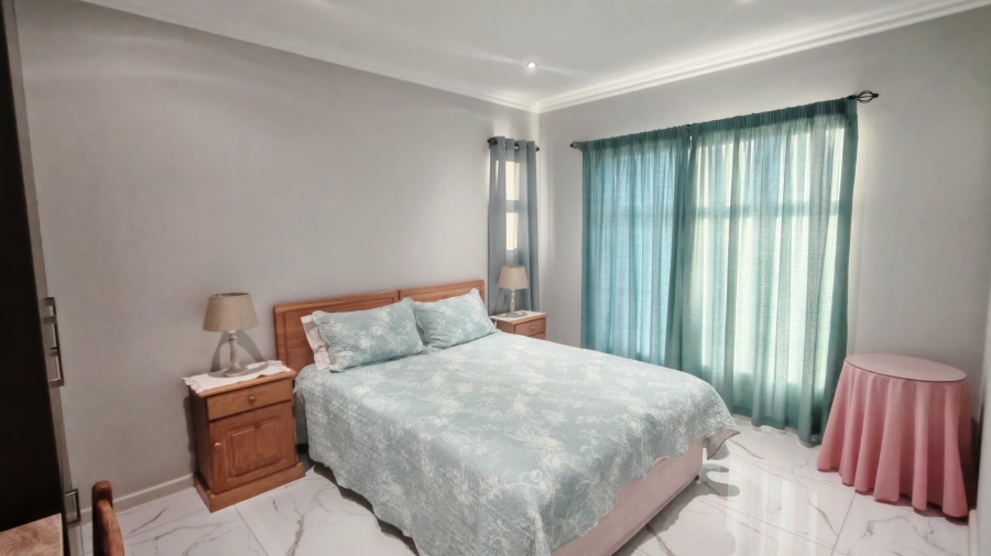 3 Bedroom Property for Sale in Hartenbos Heuwels Western Cape